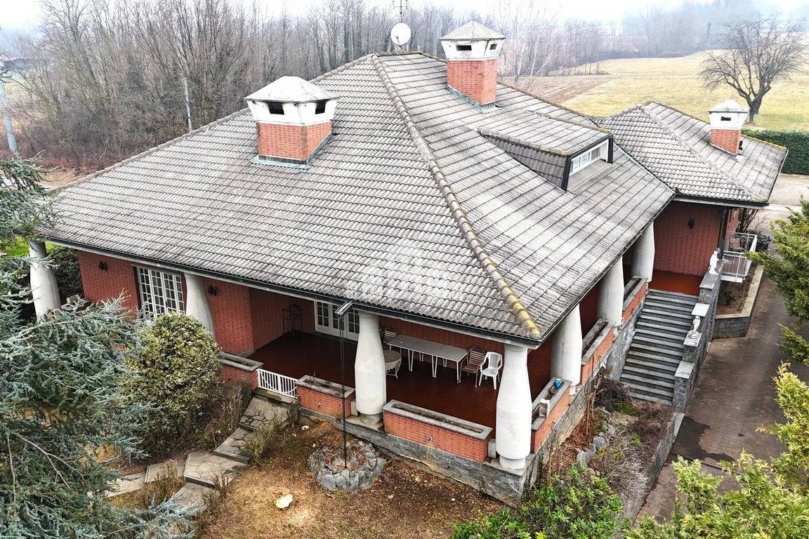 Villa in vendita a Busano