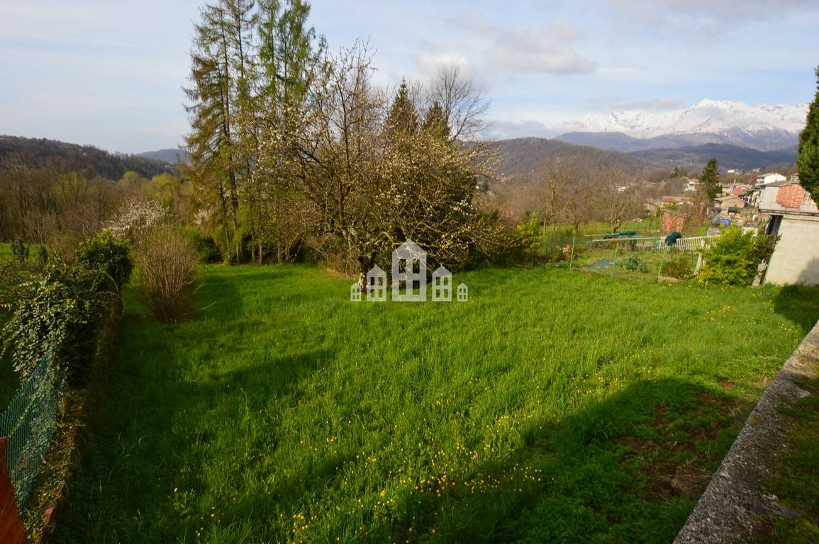 Bifamiliare in vendita a Val di Chy, Alice Superiore