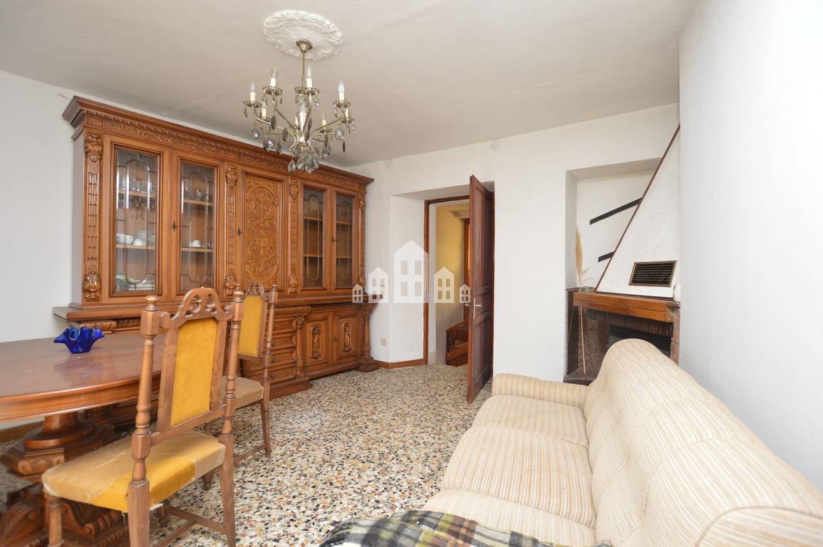 Appartamento in vendita a Issiglio