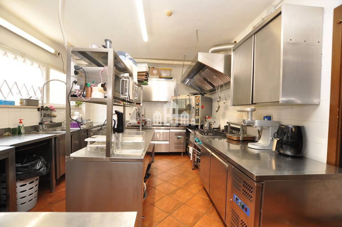 Attivit commerciale in vendita a Cuorgn