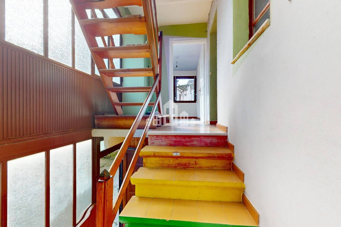 Casa semindipendente in vendita a Rueglio