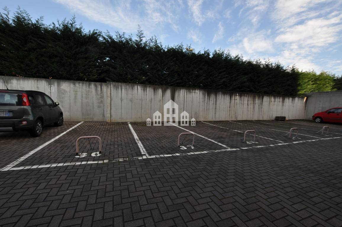 Posto auto scoperto in vendita a Castellamonte