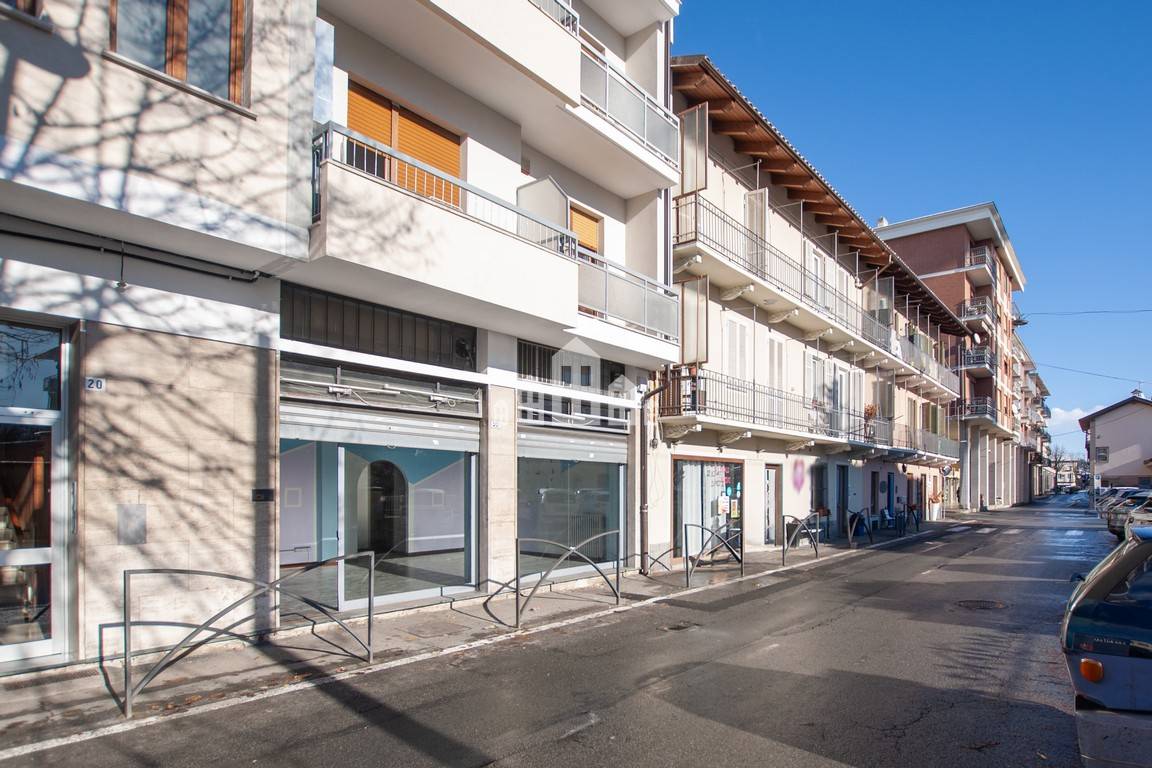 Locale commerciale in vendita a Rivarolo Canavese