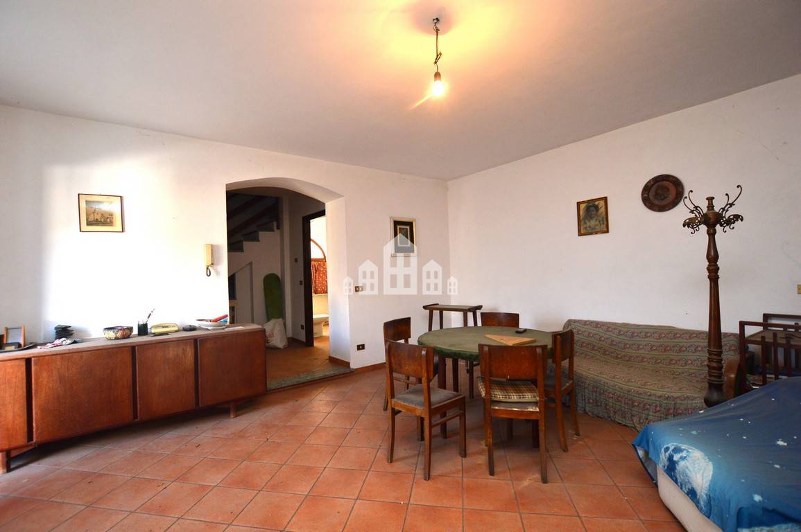 Casa semindipendente in vendita a Brosso