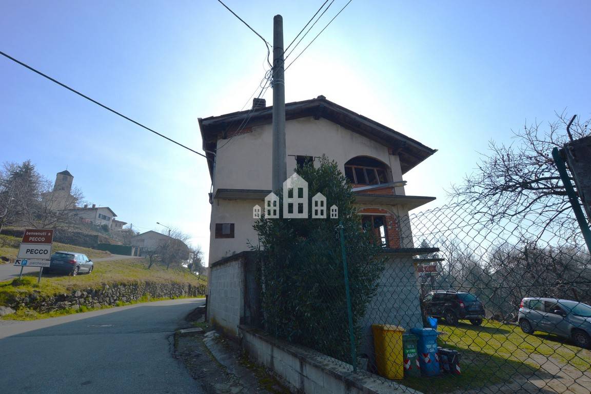 Casa semindipendente in vendita a Val di Chy, Pecco