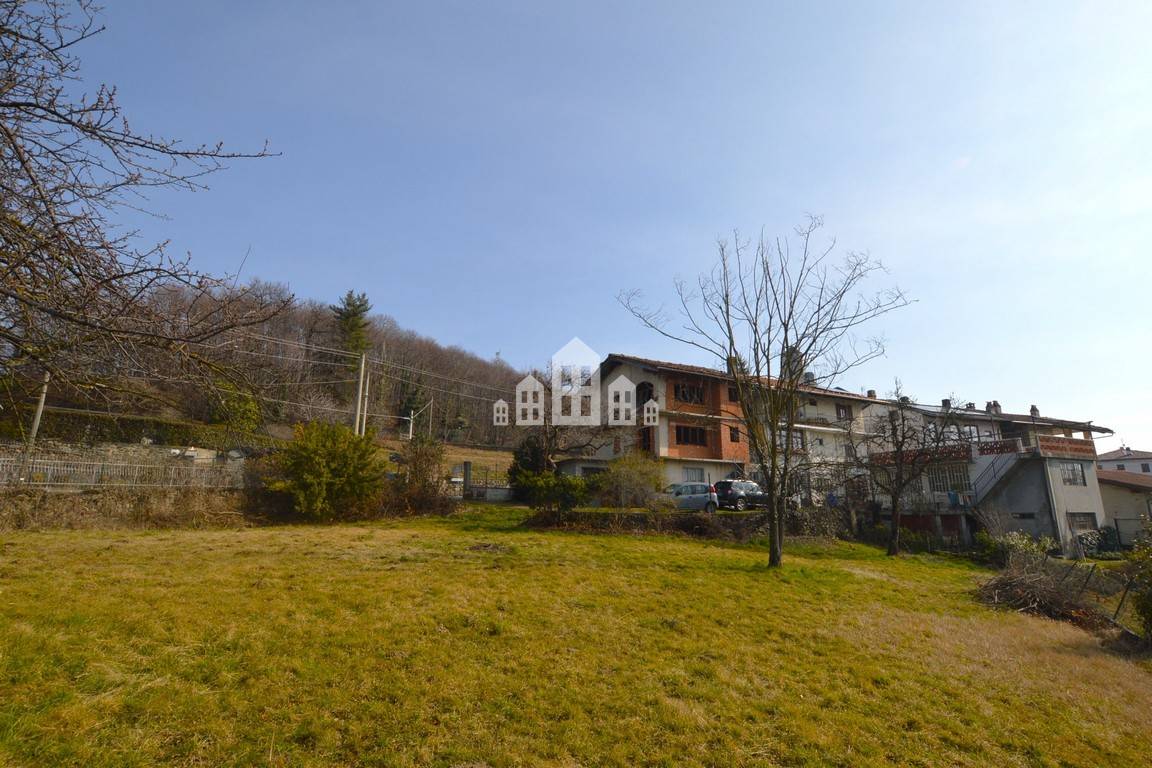 Casa semindipendente in vendita a Val di Chy, Pecco