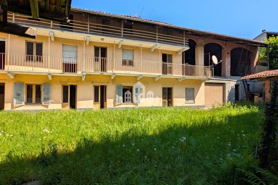 Casa semindipendente in vendita a Settimo Rottaro