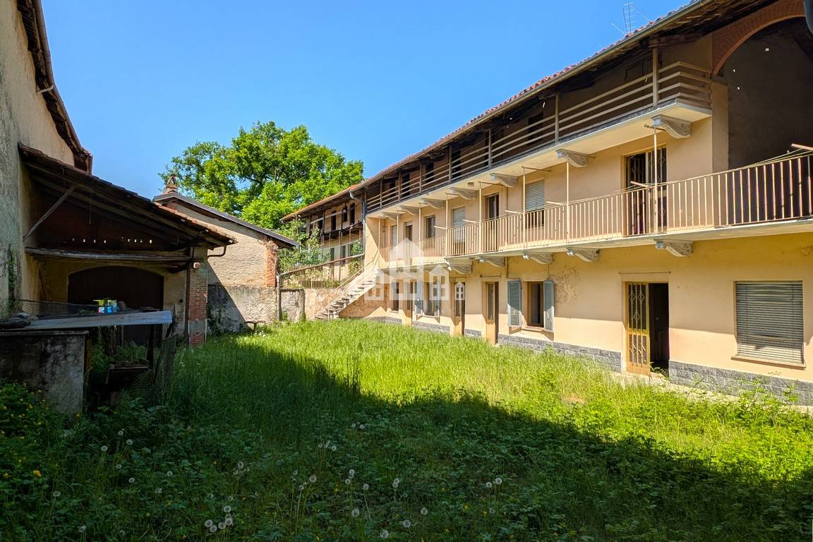 Casa semindipendente in vendita a Settimo Rottaro