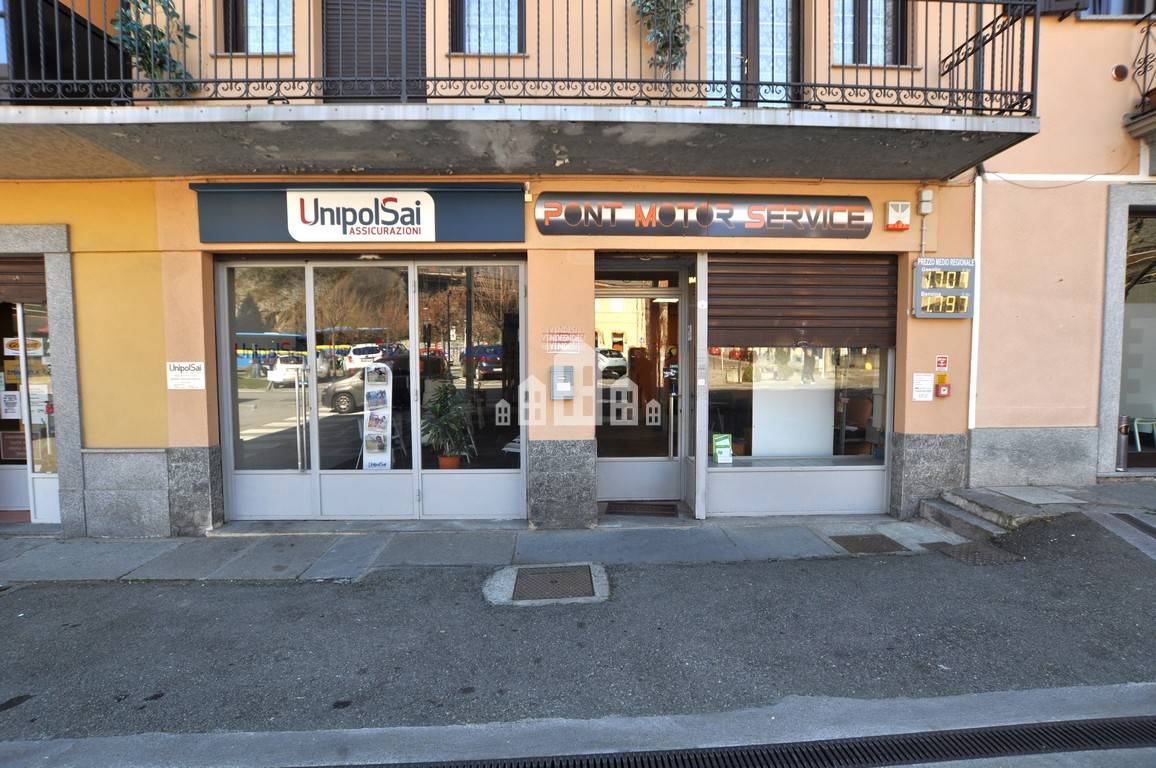 Locale commerciale in vendita a Pont-Canavese