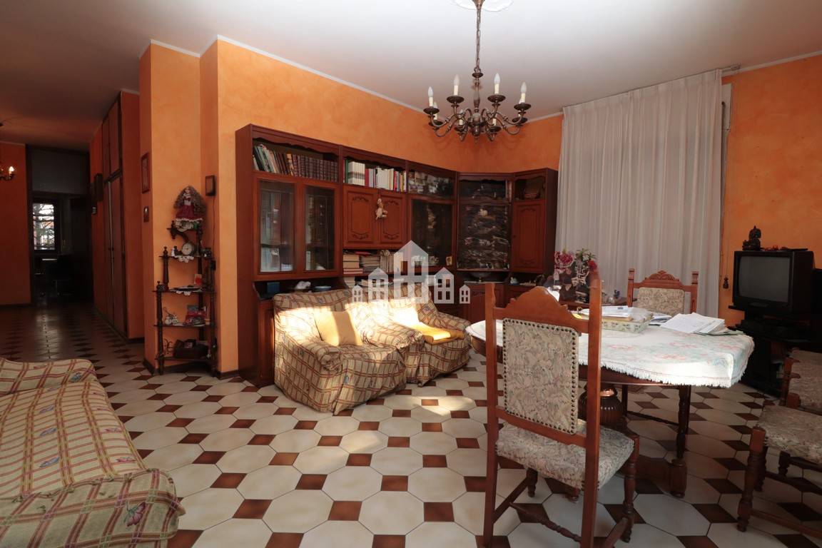 Appartamento in vendita a Torino, Mirafiori nord