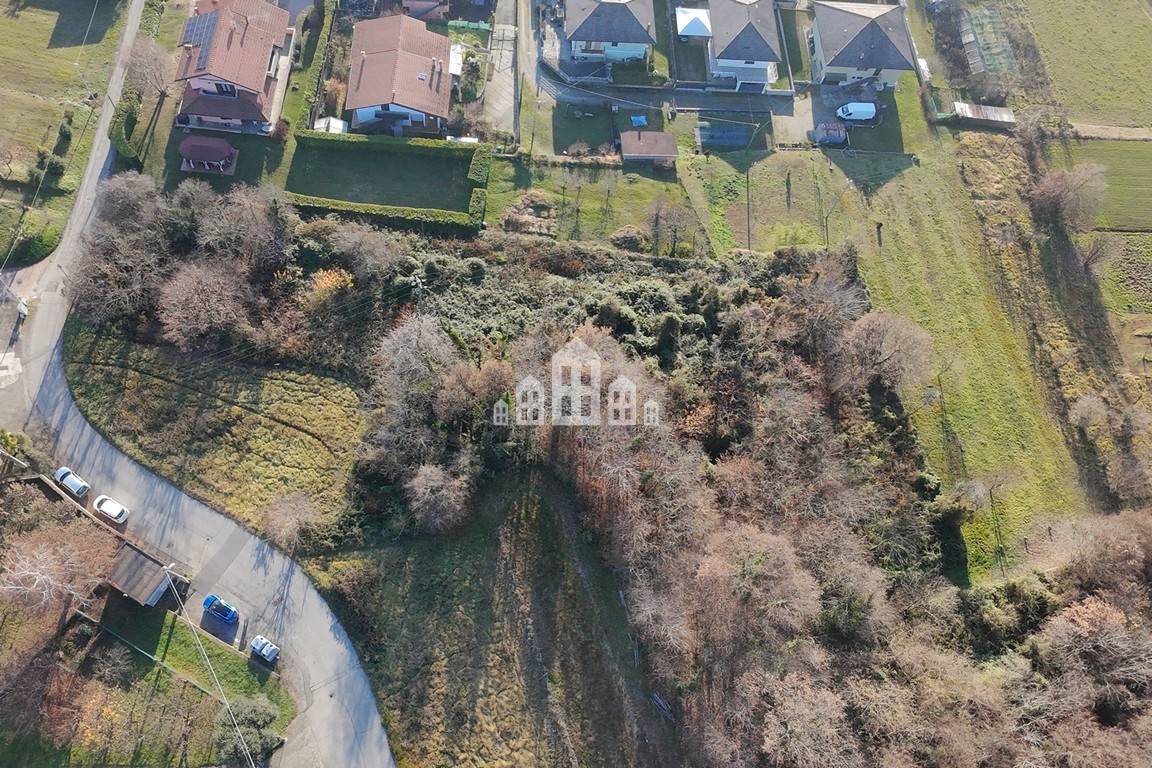 Terreno edificabile in vendita a Cuceglio