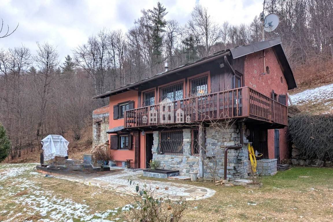 Casa indipendente in vendita a Valchiusa, Meugliano