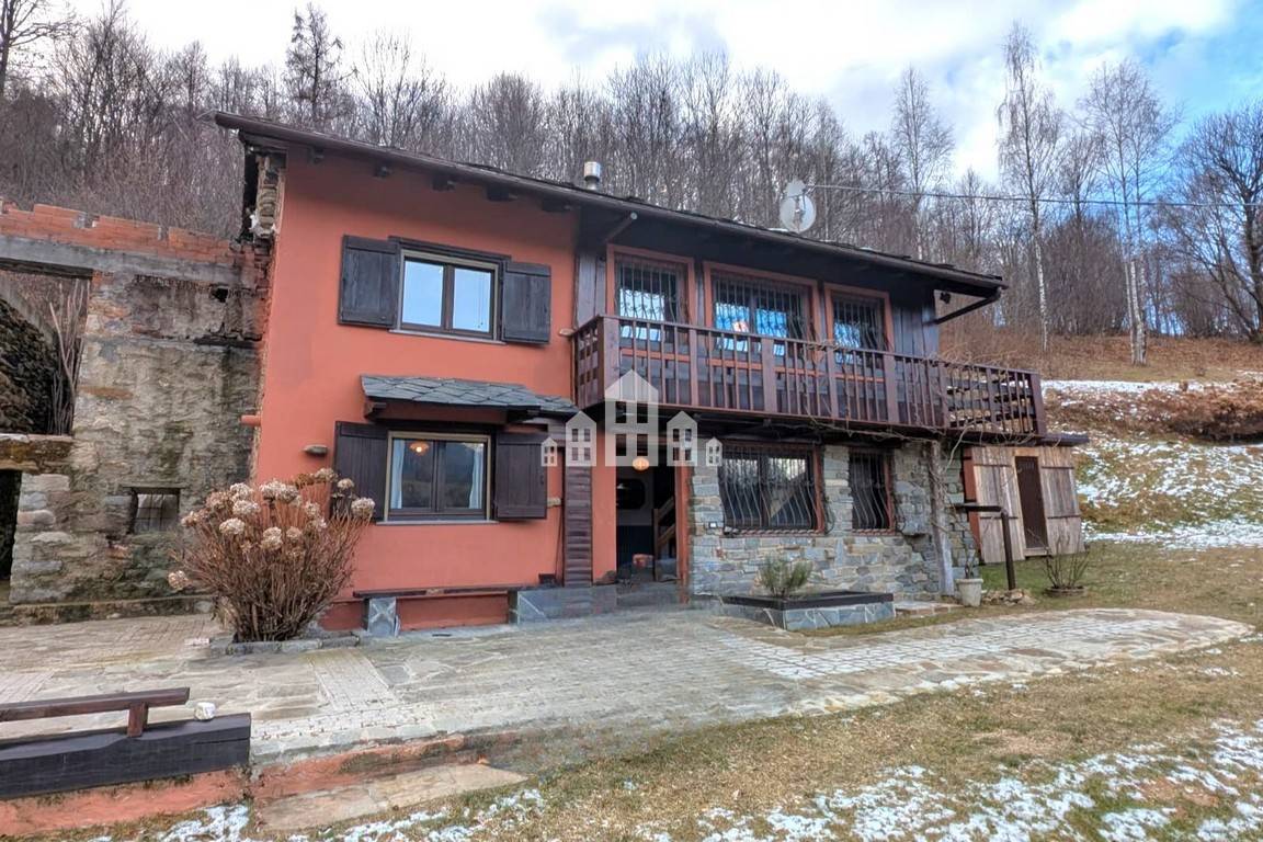 Casa indipendente in vendita a Valchiusa, Meugliano