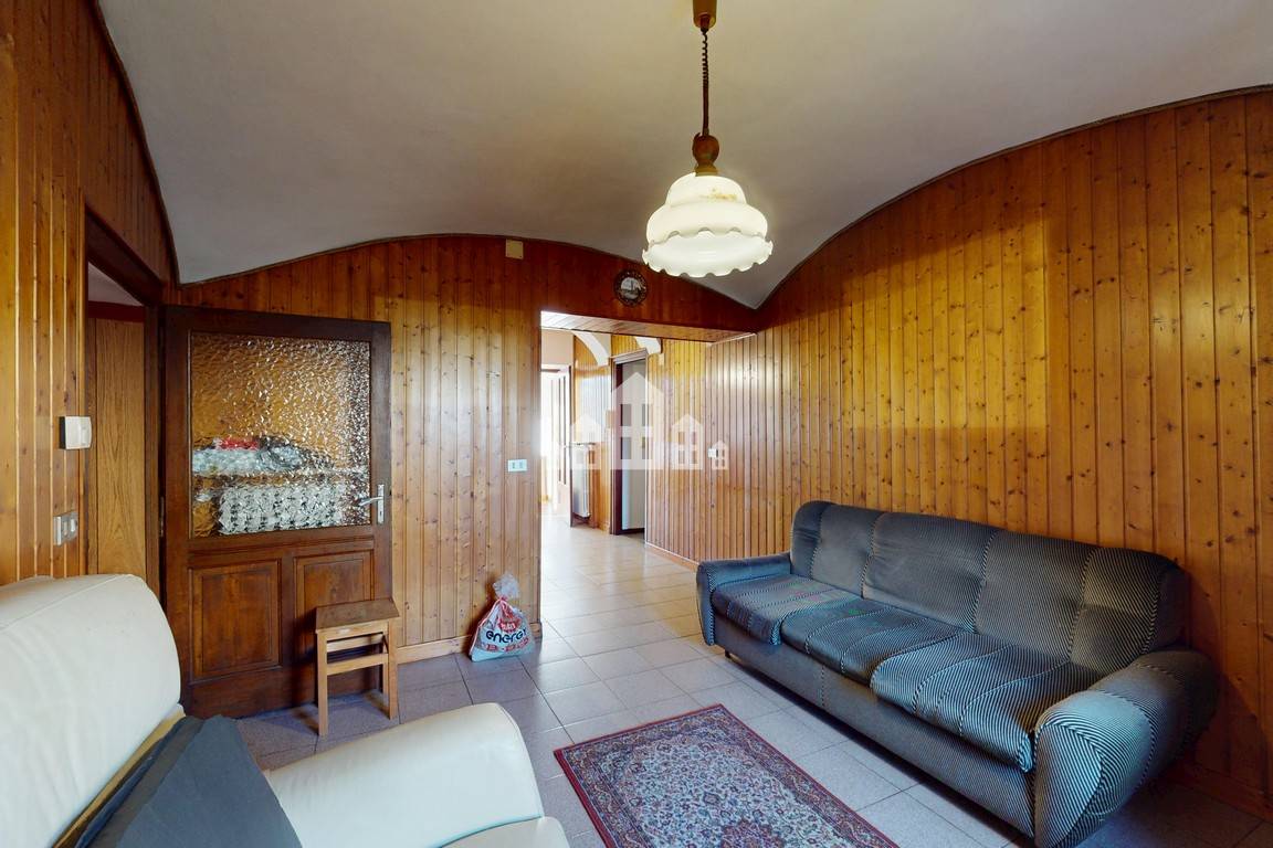 Casa indipendente in vendita a Loranz