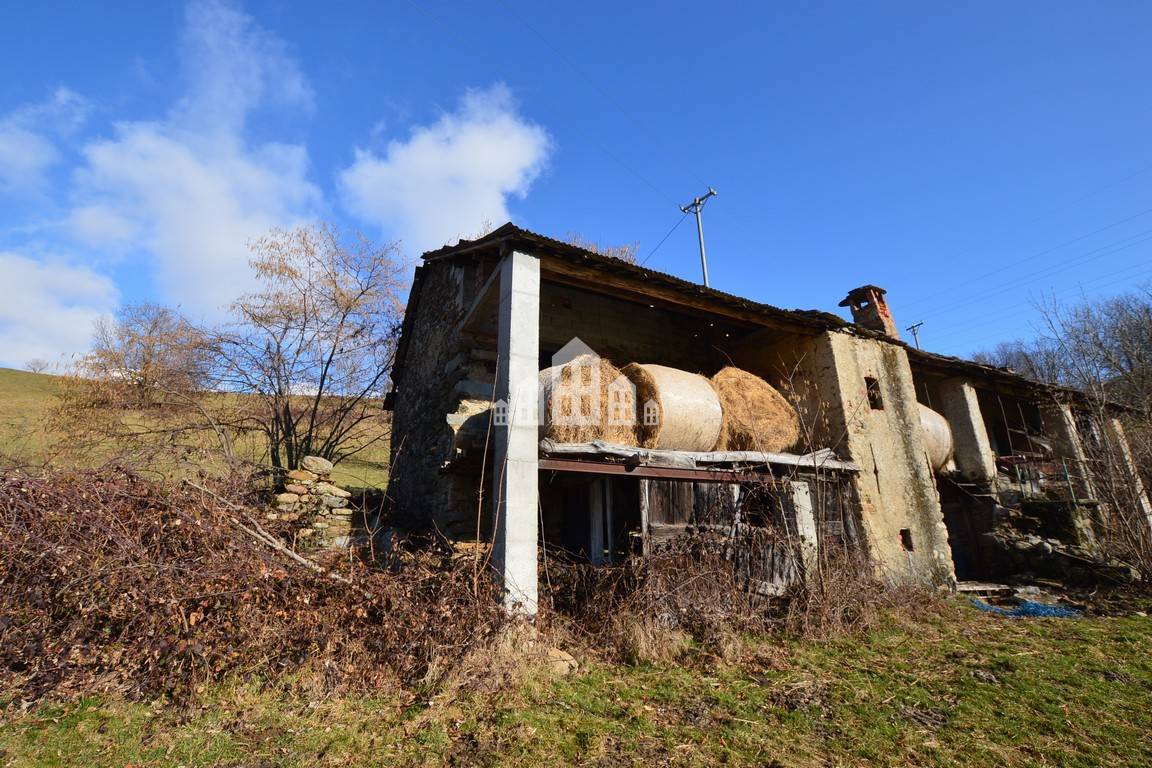 Rustico in vendita a Brosso