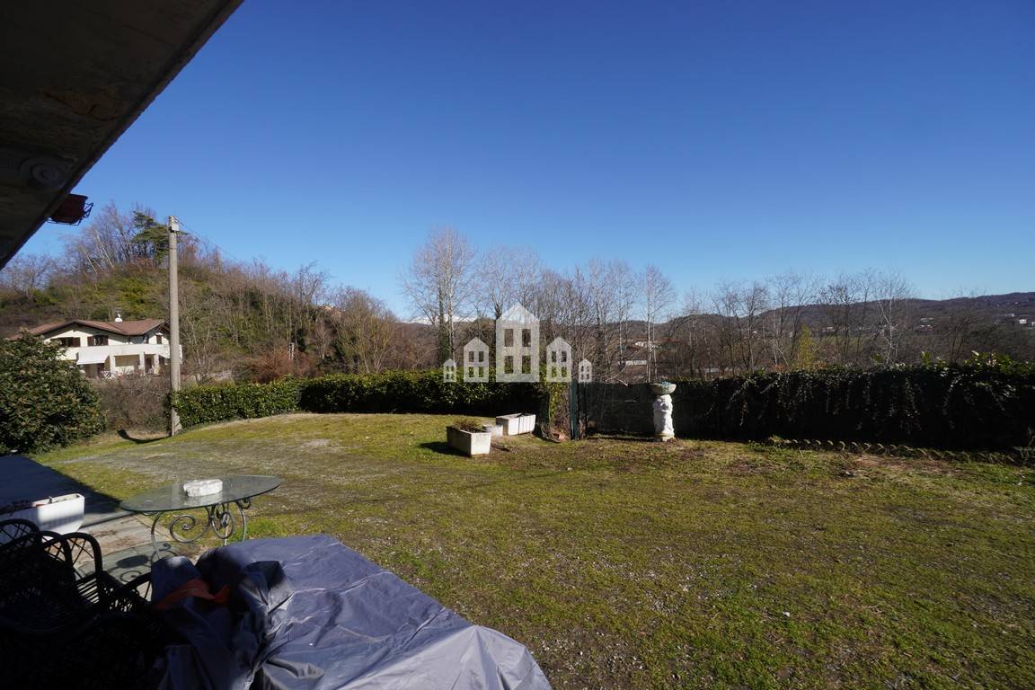 Casa semindipendente in vendita a Castellamonte, Preparetto