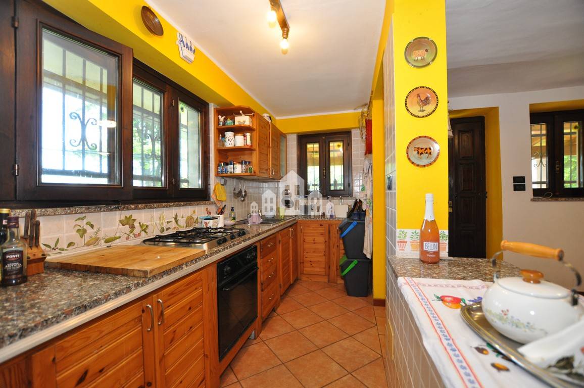 Villa in vendita a Castellamonte, Preparetto