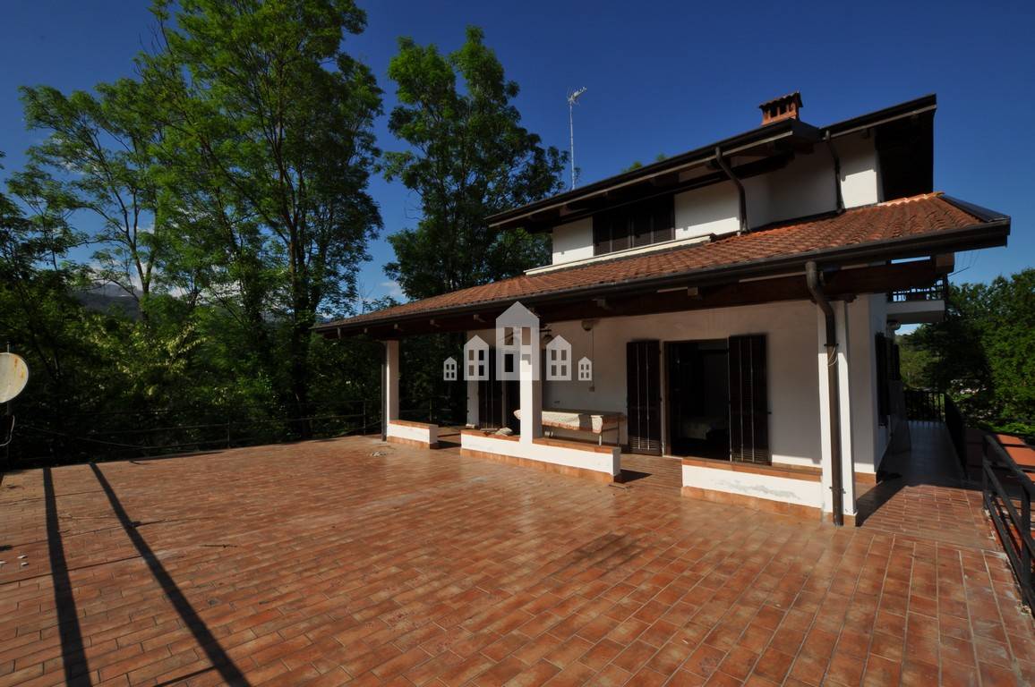 Villa in vendita a Castellamonte, Preparetto