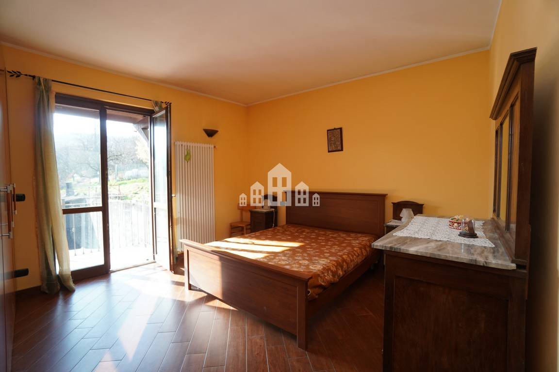 Casa semindipendente in vendita a San Colombano Belmonte