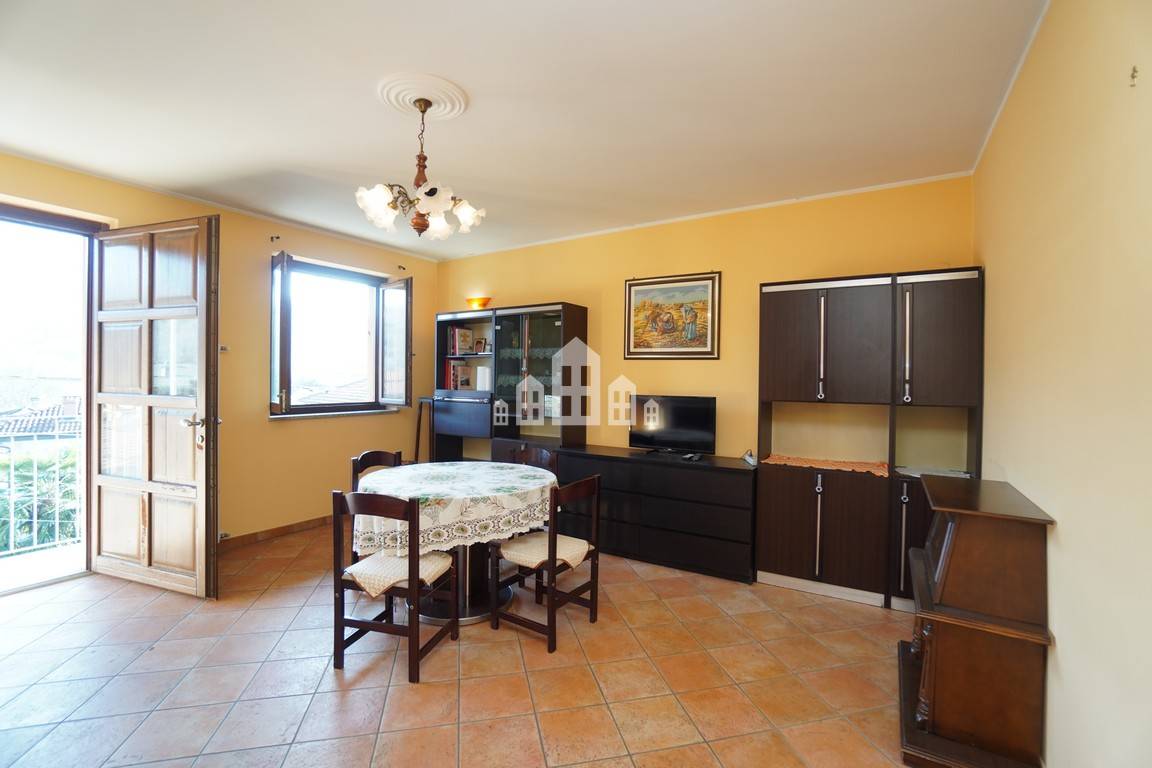 Casa semindipendente in vendita a San Colombano Belmonte