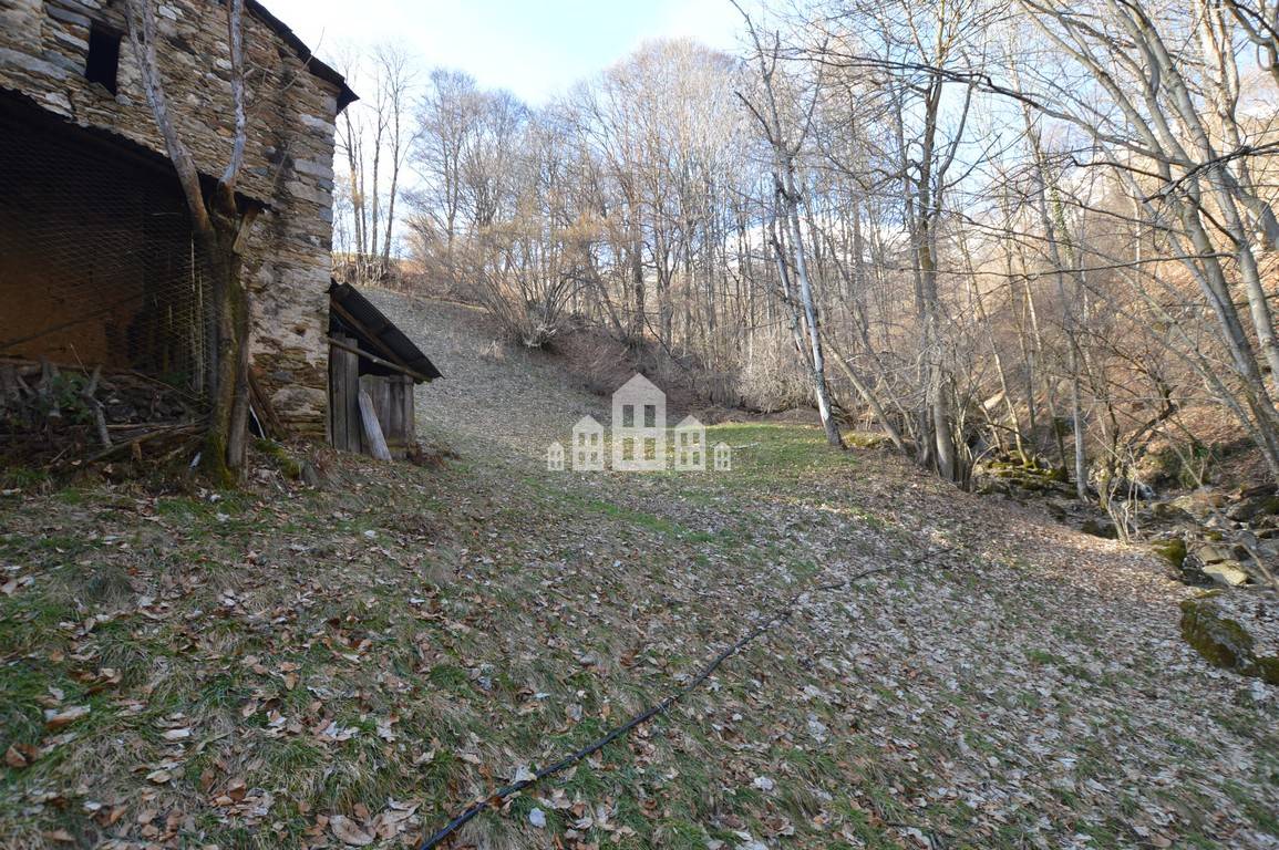 Rustico in vendita a Traversella