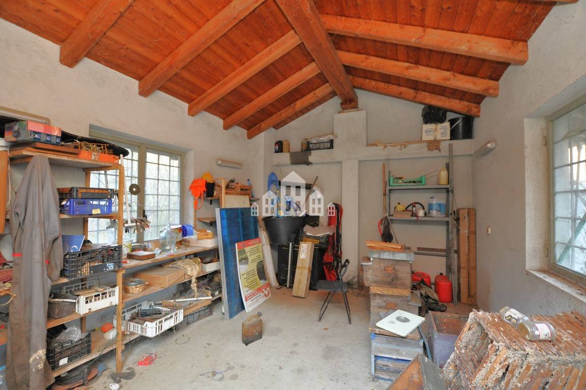 Deposito in vendita a Pont-Canavese