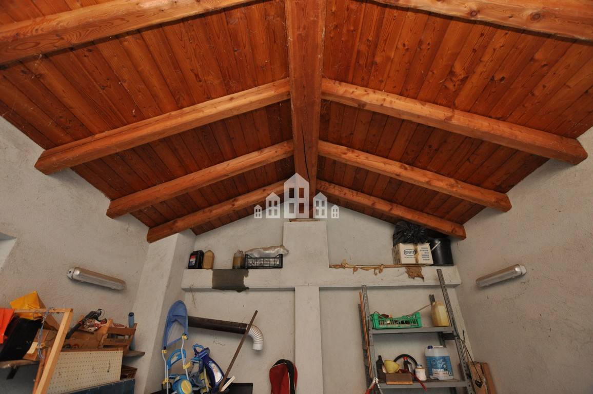 Deposito in vendita a Pont-Canavese