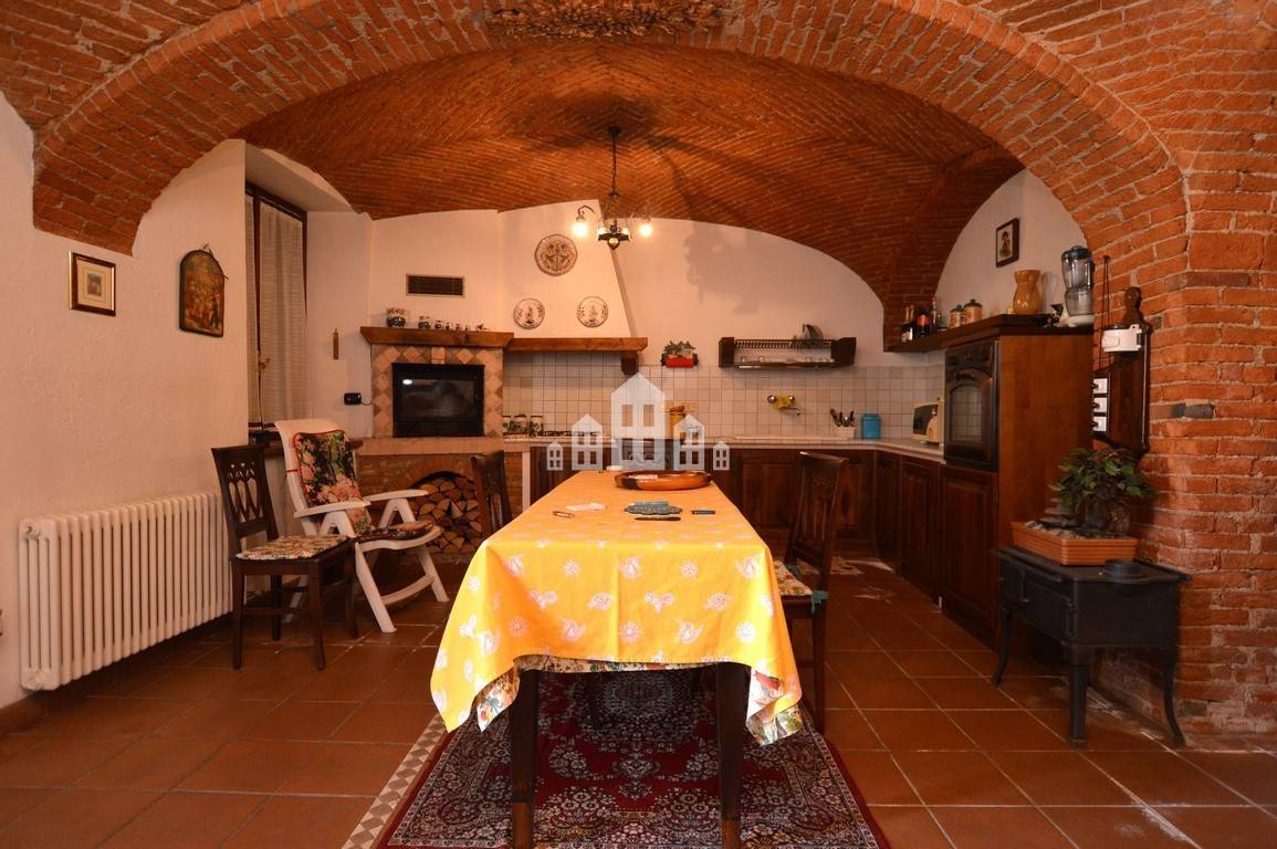 Casa semindipendente in vendita a Val di Chy, Gauna