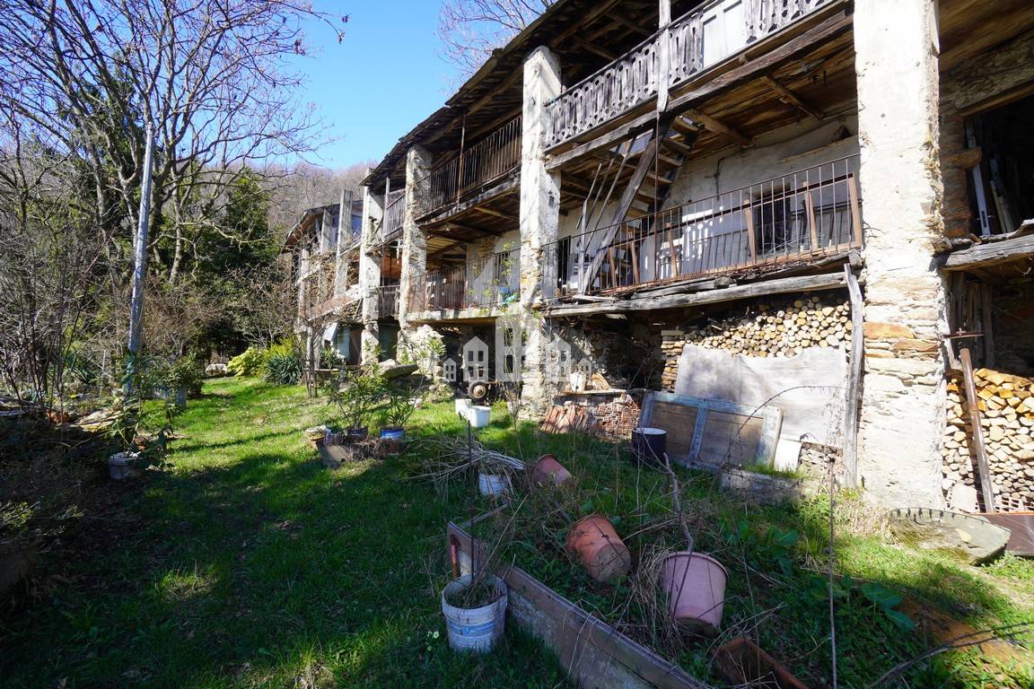 Rustico in vendita a Chiesanuova