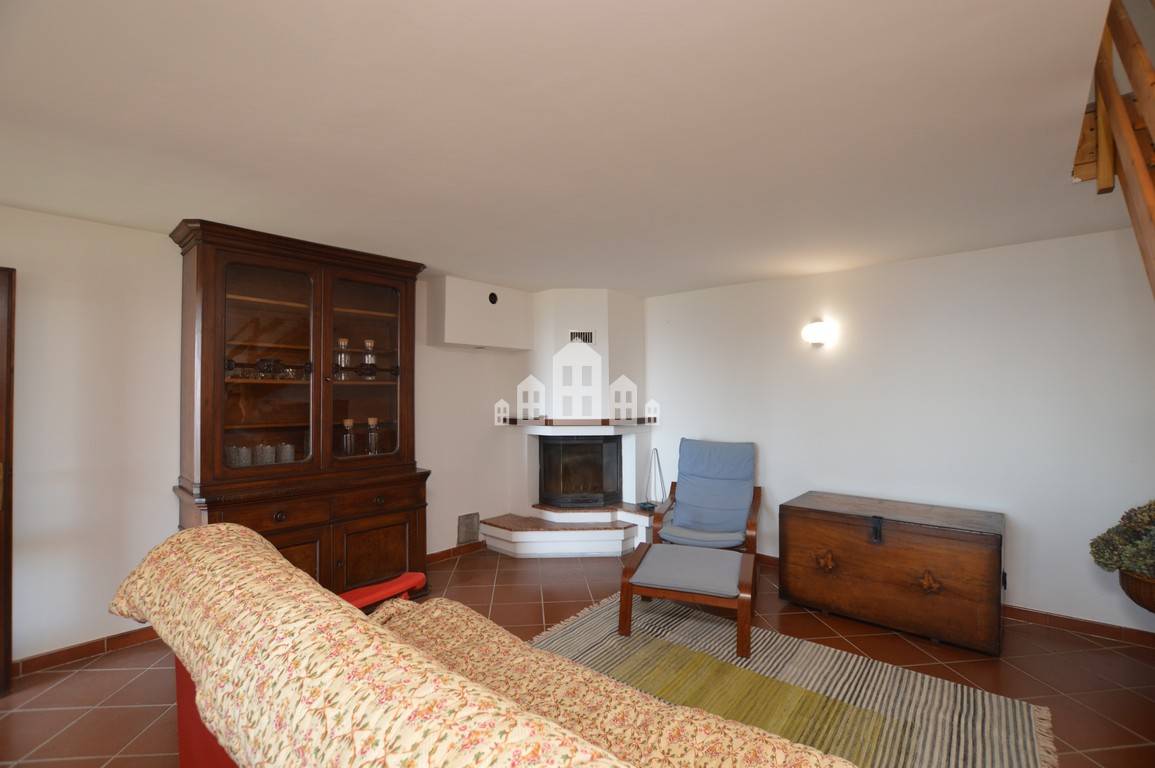 Casa semindipendente in vendita a Valchiusa, Vico Canavese