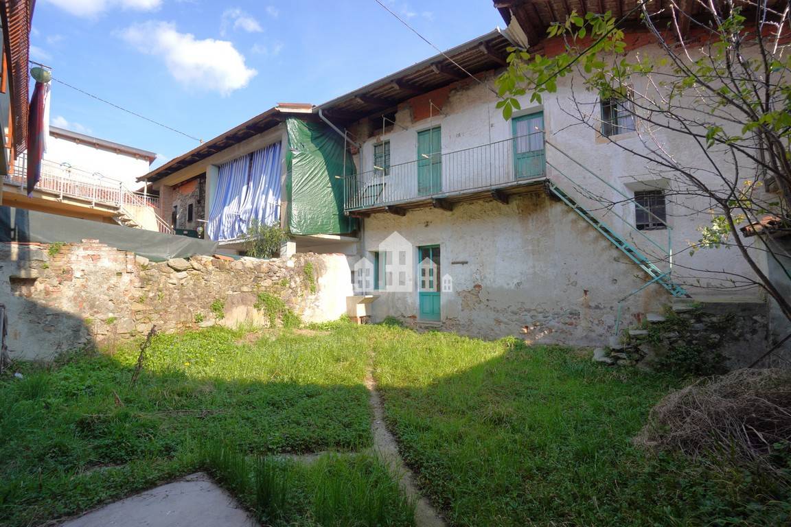 Casa semindipendente in vendita a Salassa