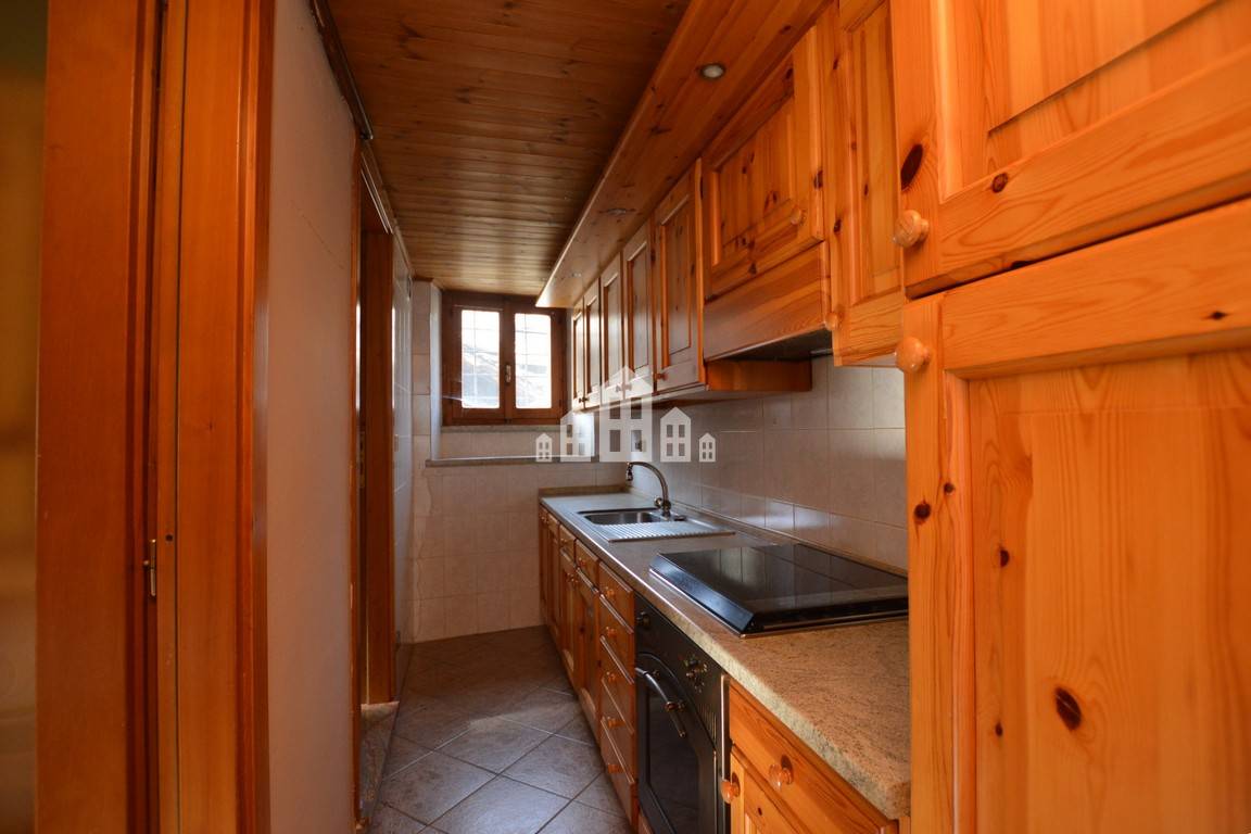 Casa semindipendente in vendita a Arnad, Ville