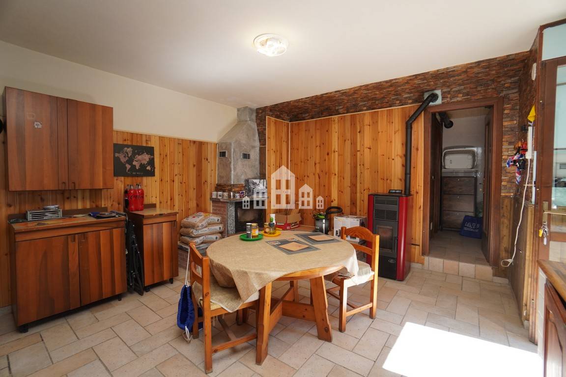 Casa semindipendente in vendita a Chiesanuova