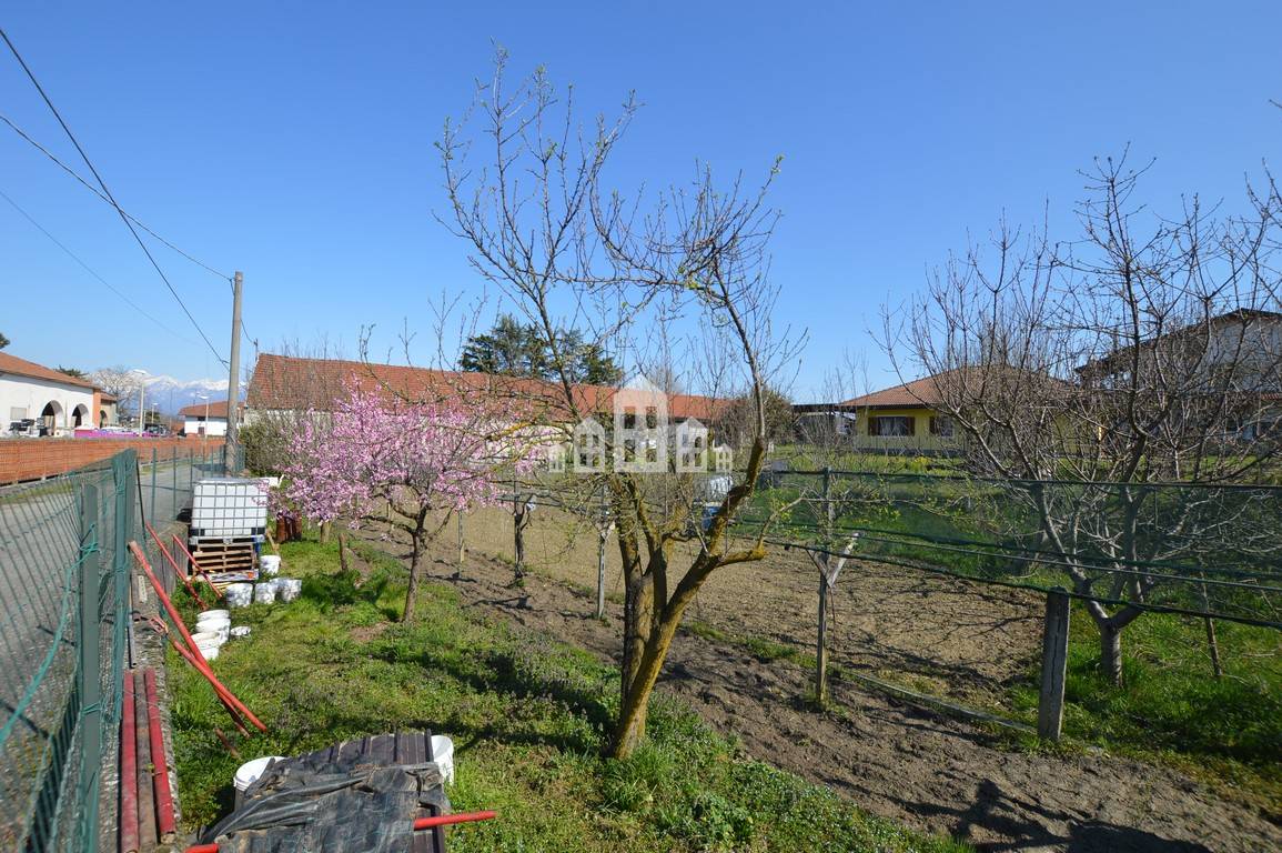 Terreno edificabile in vendita a Strambino