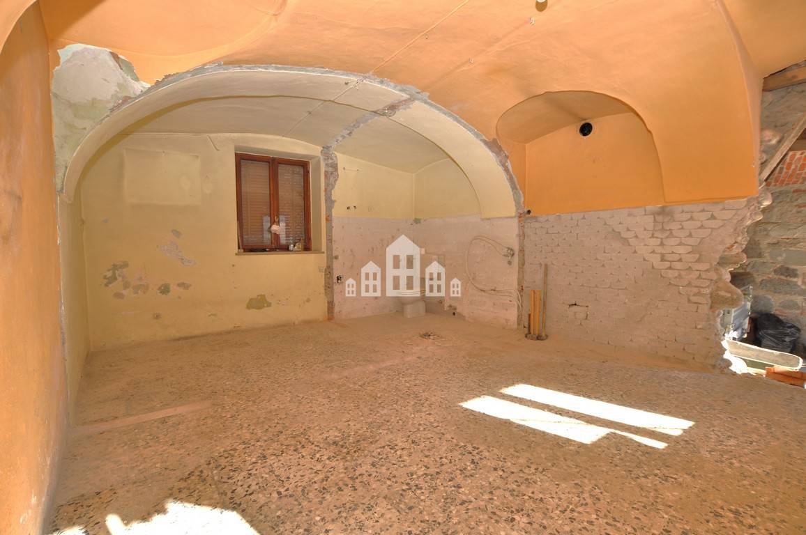 Casa semindipendente in vendita a Rivarolo Canavese, Vesignano