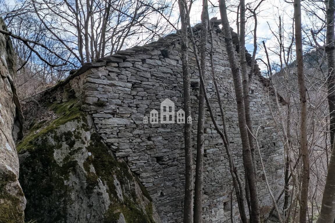 Rustico in vendita a Traversella