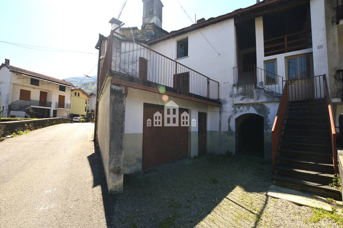 Casa semindipendente in vendita a Quincinetto