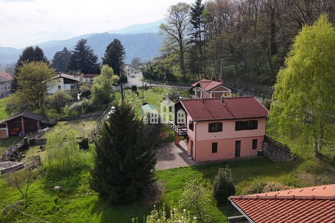 Casa indipendente in vendita a Val di Chy, Alice Superiore