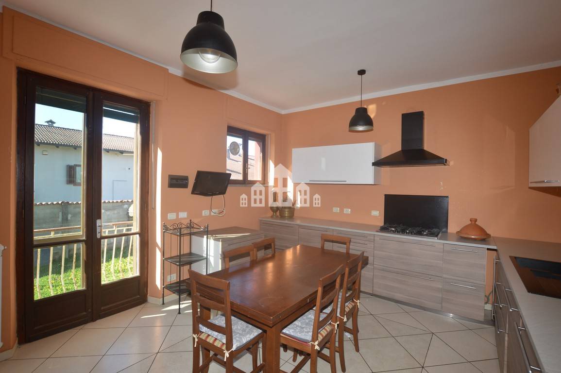 Villa semindipendente in vendita a San Giusto Canavese