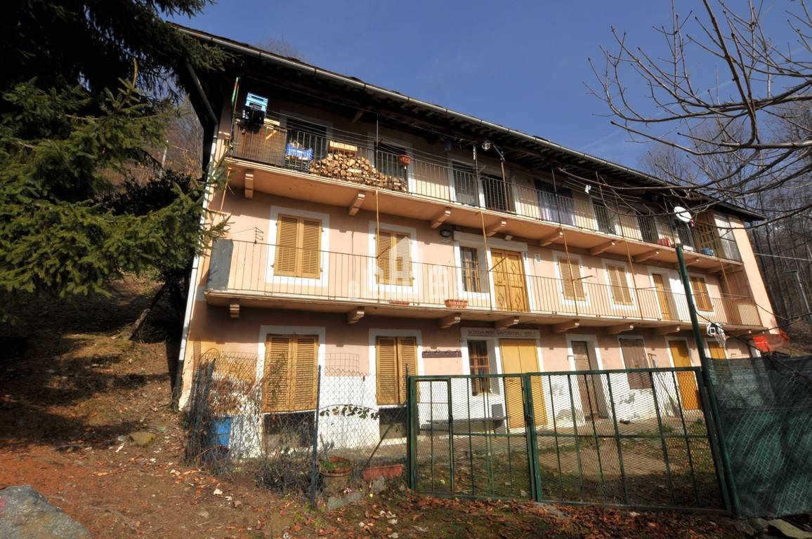 Casa indipendente in vendita a Ribordone