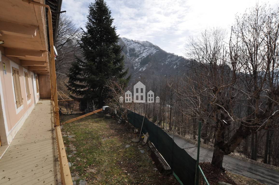 Casa indipendente in vendita a Ribordone