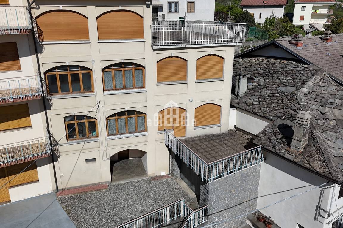 Appartamento in vendita a Andrate