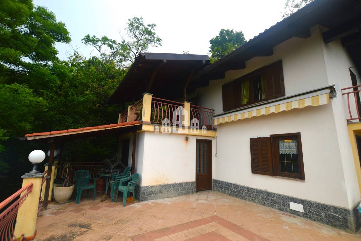 Casa indipendente in vendita a Chiesanuova