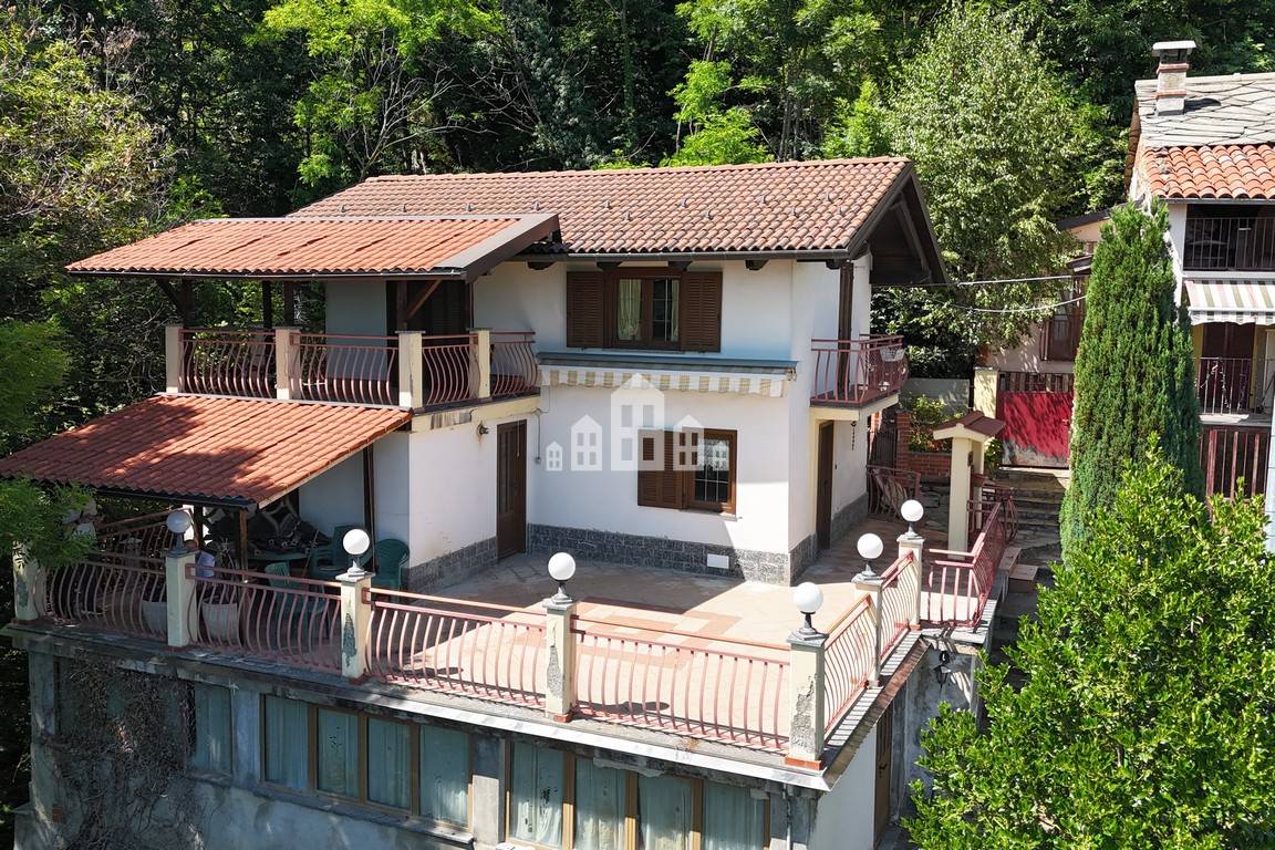 Casa indipendente in vendita a Chiesanuova