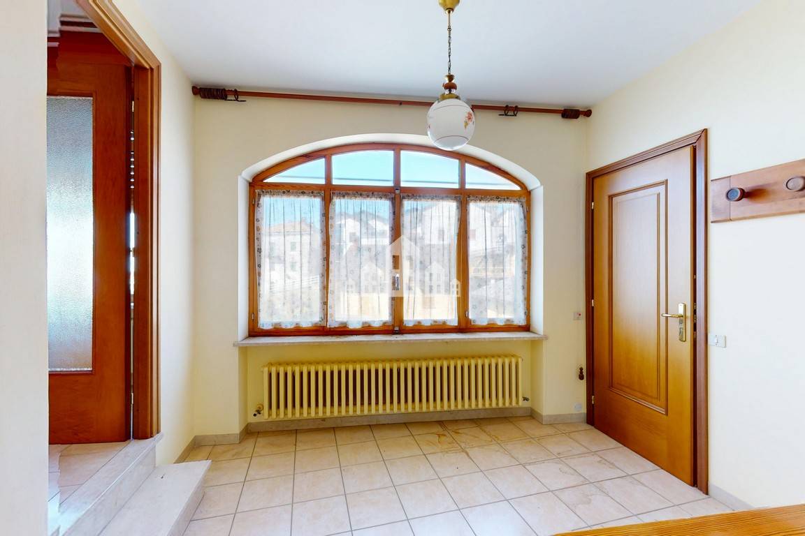 Appartamento in vendita a Andrate