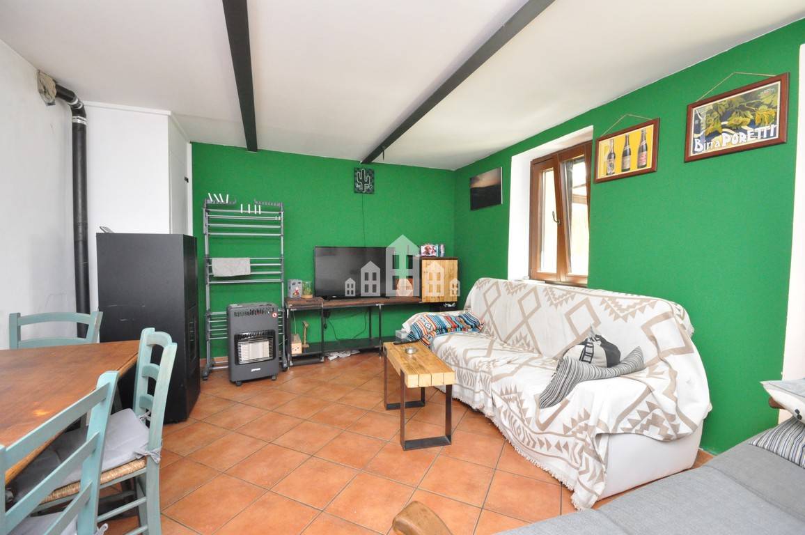 Casa indipendente in vendita a Cuorgn, Campore
