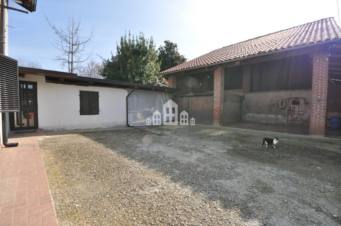 Casa indipendente in vendita a Rivarolo Canavese, Vesignano