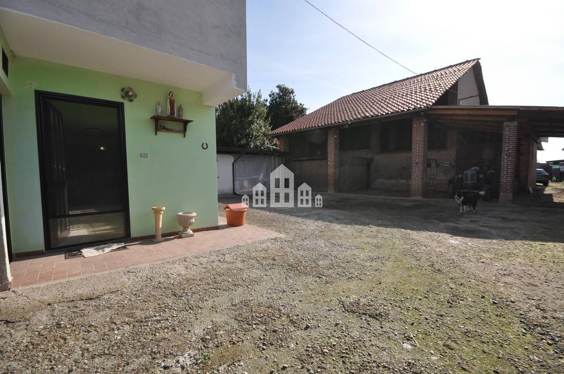 Casa indipendente in vendita a Rivarolo Canavese, Vesignano