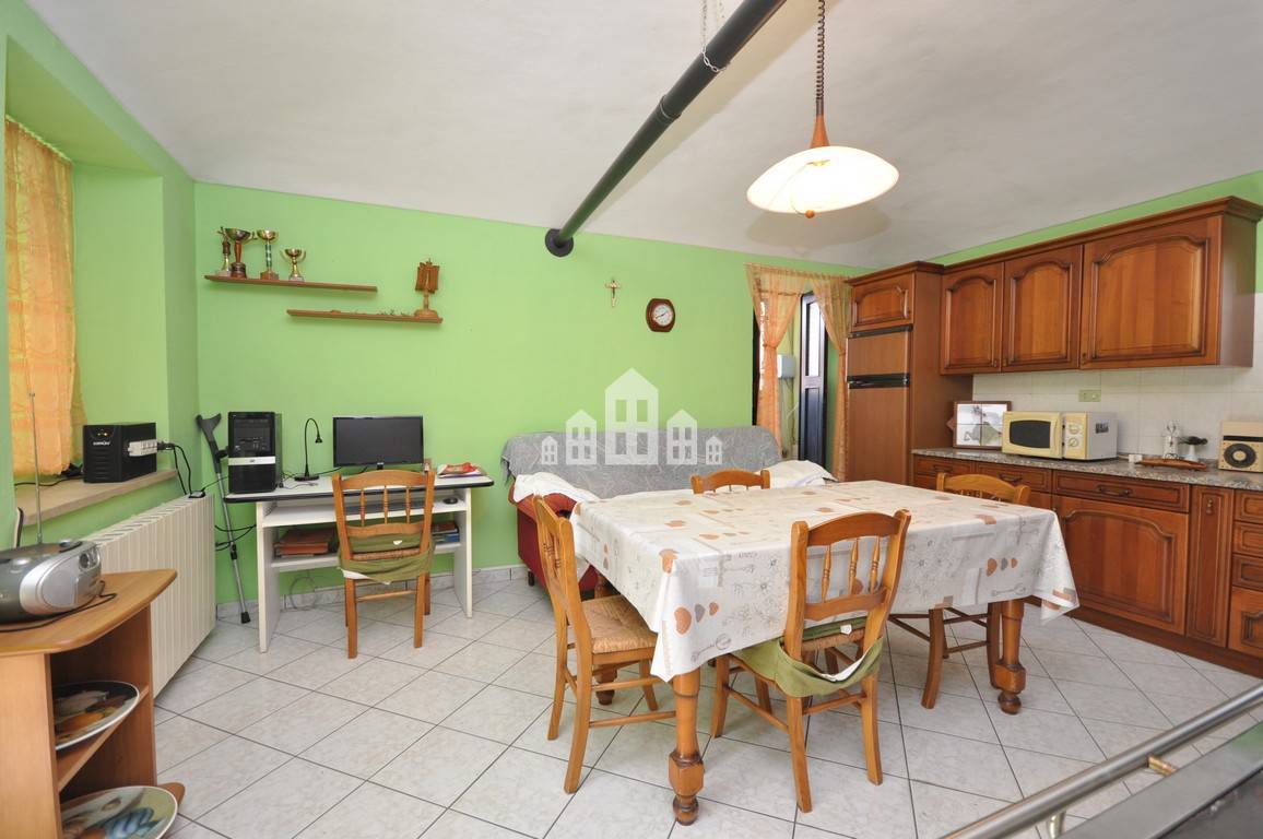 Casa indipendente in vendita a Rivarolo Canavese, Vesignano