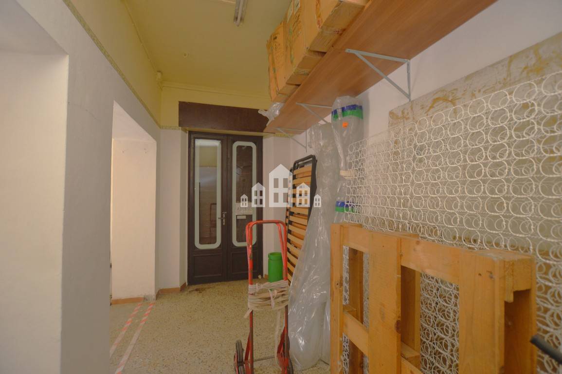 Locale commerciale in vendita a Cuorgn